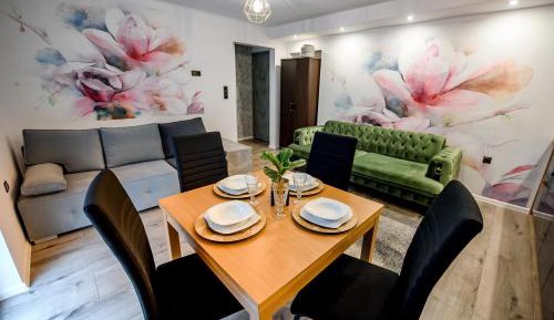 Suite with Spa Access