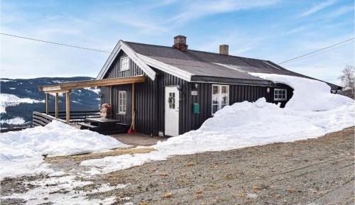 Three-Bedroom Holiday Home 
