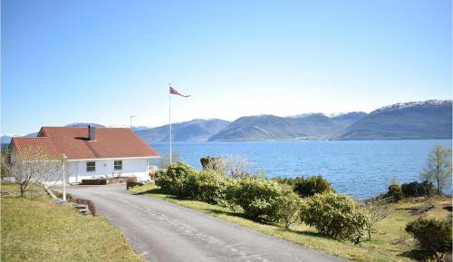 Five-Bedroom Holiday Home