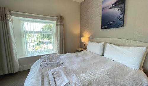 Double Room with Mountain View