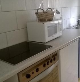 Superior One-Bedroom Apartment