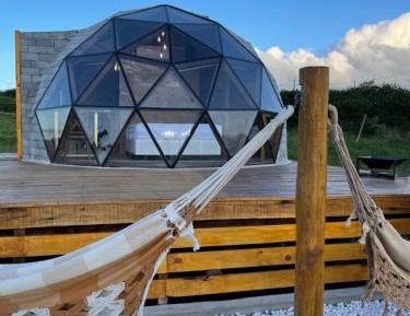 Apartment with Shower