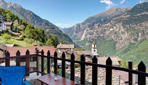 Superior One-Bedroom Apartment