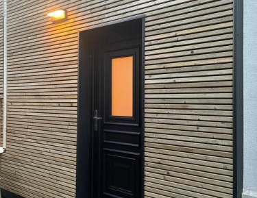 Deluxe Double Room with Shower