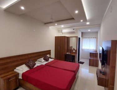 Deluxe Double or Twin Room