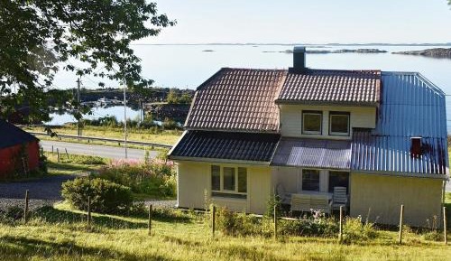 Three-Bedroom Vacation Home 