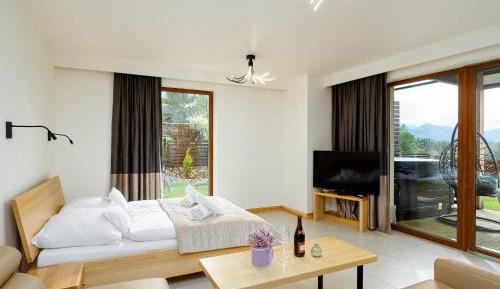  Deluxe Apartment No. 4 with Terrace, Jacuzzi and Mountain View