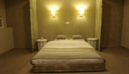 Luxury Suite with Spa Bath