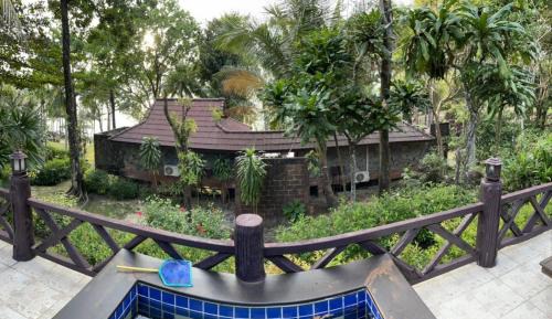 Thai Twin House with Garden View