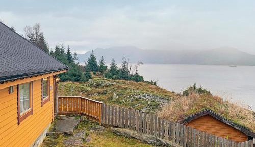 Three-Bedroom Vacation Home 