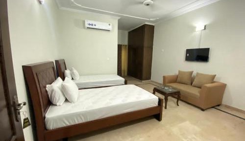 Deluxe Double or Twin Room