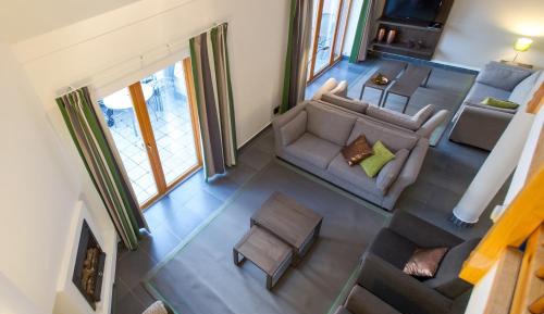 Three-Bedroom Apartment with Sauna