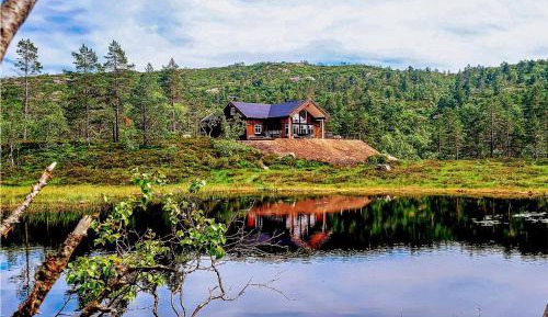 Four-Bedroom Holiday Home