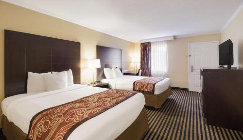 Double Room with Two Double Beds - Non-Smoking