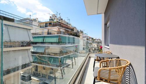 Deluxe Two-Bedroom Apartment with Balcony
