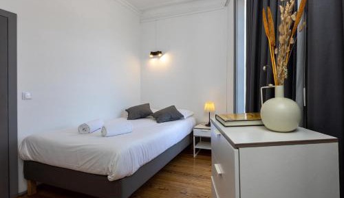 Six-Bedroom Apartment