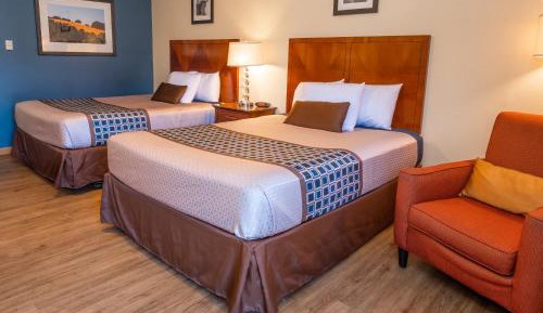 Standard Queen Room with Two Queen Beds