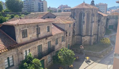 Standard Double Room with Shared Bathroom