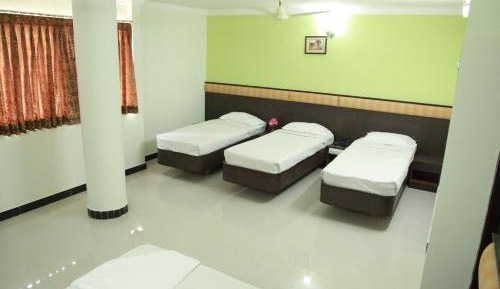 Deluxe Family Suite