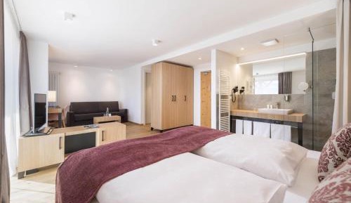 Junior Suite with Balcony