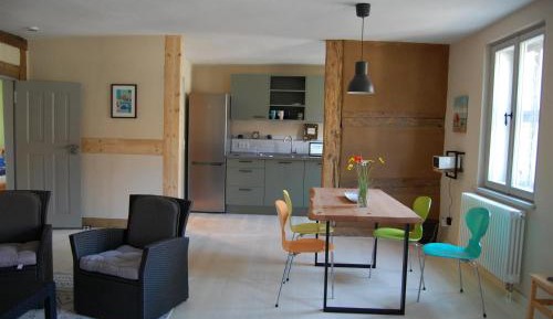 Apartment with Garden View