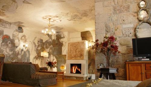 Art Suite - 148 ft²