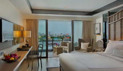 Deluxe Riva Room with River View and Balcony