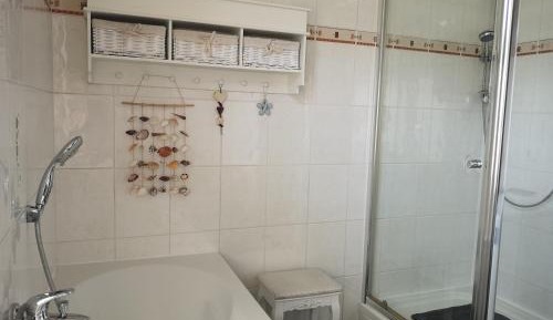 Apartment with Garden View