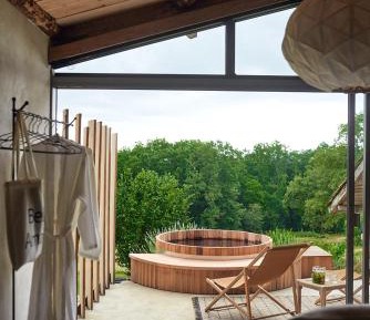 Deluxe Double or Twin Room with Garden View