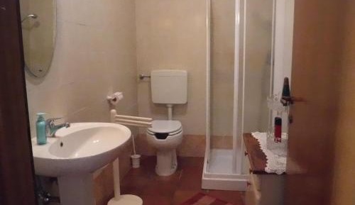 Quadruple Room with Private Bathroom