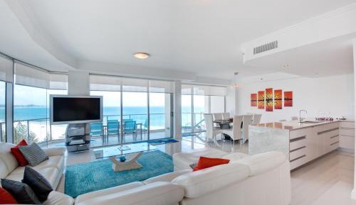 Luxury Four-Bedroom Apartment