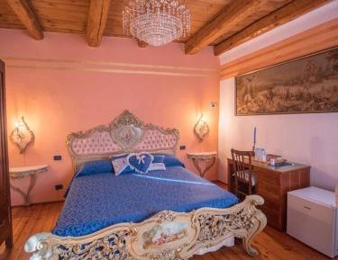 Double Room with Mountain View