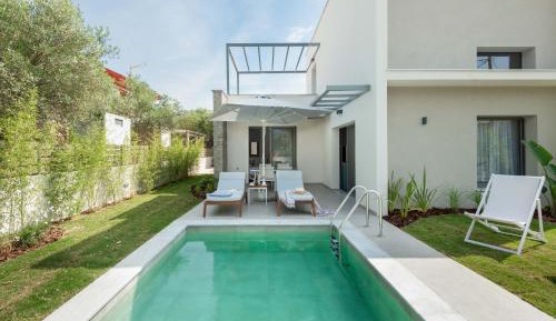 Villa with Private Pool