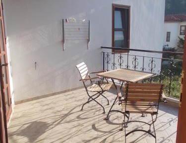 Two-Bedroom Apartment (4 Adults)