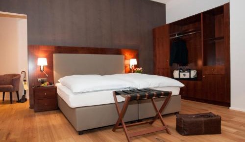 Double Room with Lake View