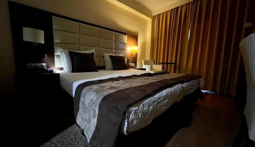 Double Room with Lake View