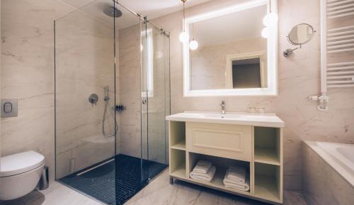 Two-bedroom Family Duplex Suite