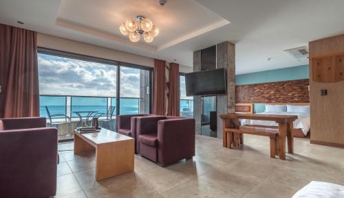 Triple Room with Sea View