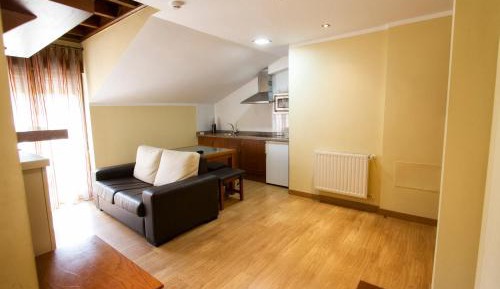 One-Bedroom Apartment (2 Adults)