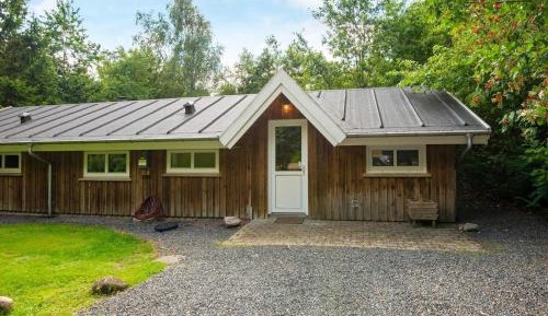 Three-Bedroom Vacation Home 