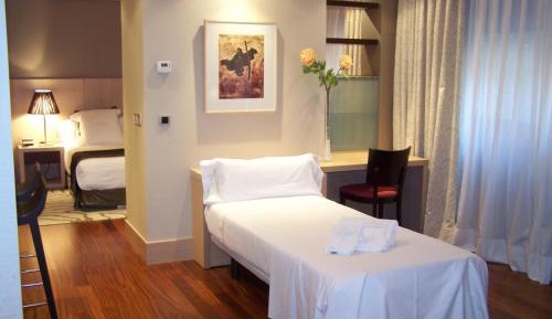 Superior Studio (3 Adults)