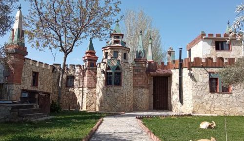 Apartment with Garden View