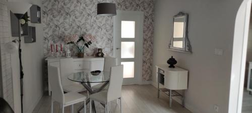 Two-Bedroom Townhouse