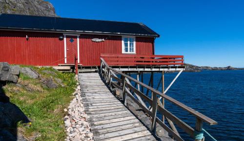 Sea View Three-Bedroom House