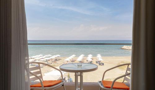 Superior Double or Twin Room with Sea View