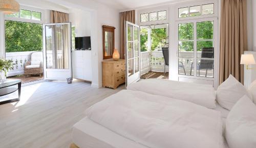 Deluxe Double Room with Balcony or Terrace