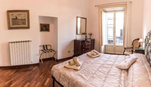 Double Room with Private External Bathroom