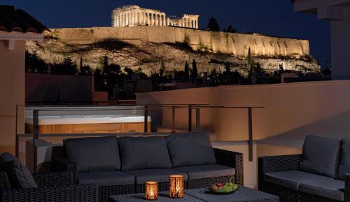 Three-Bedroom Suite with Rooftop Hot Tub