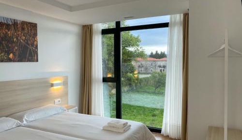 Twin Room with Private Bathroom