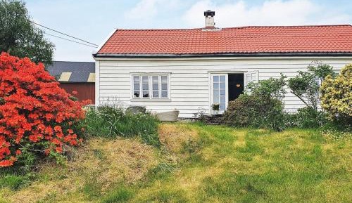 Three-Bedroom Vacation Home 